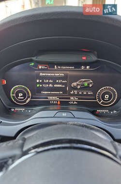 Хэтчбек Audi A3 2018 в 