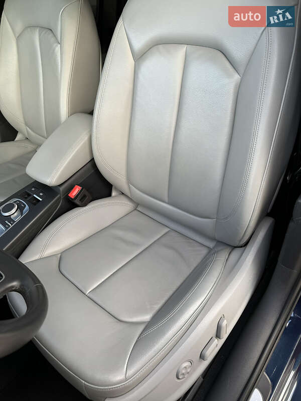 Седан Audi A3 2017 в Львові