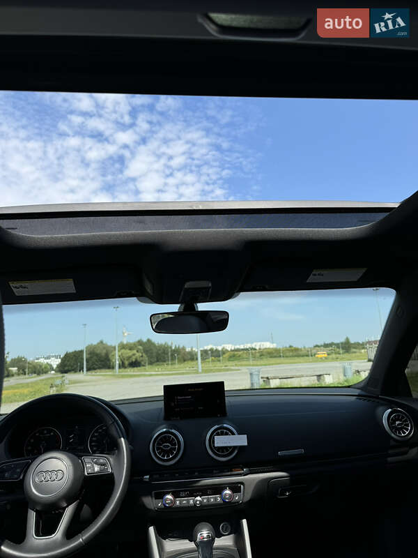 Седан Audi A3 2017 в Львові