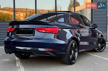 Седан Audi A3 2016 в 