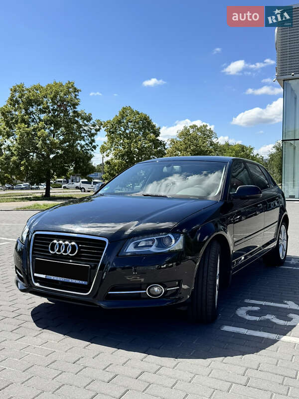 Хэтчбек Audi A3 2011 в Харькове