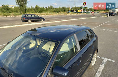 Хэтчбек Audi A3 2006 в 