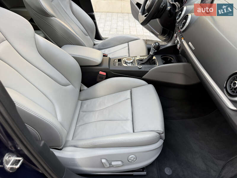 Седан Audi A3 2018 в Киеве фото 60 Седан Audi A3 2018 в Киеве