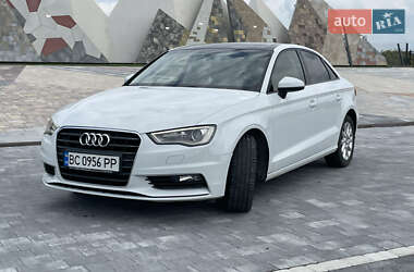 Седан Audi A3 2015 в 
