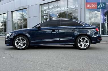 Седан Audi A3 2019 в 