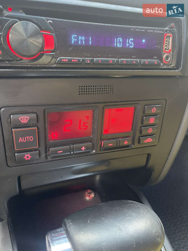Хетчбек Audi A3 2000 в Тернополі