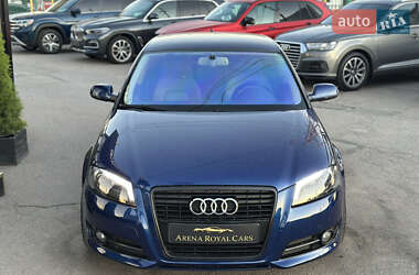 Хэтчбек Audi A3 2012 в 