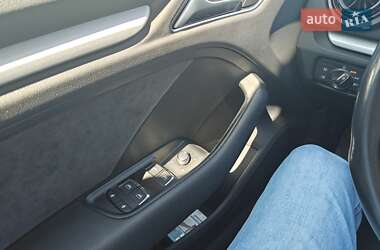 Хэтчбек Audi A3 2015 в 