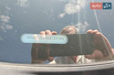 Хэтчбек Audi A3 2015 в 