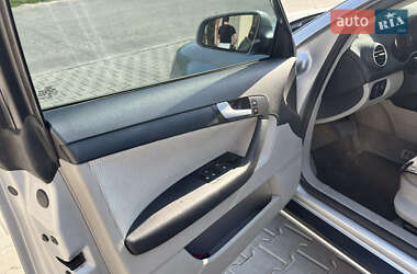 Хэтчбек Audi A3 2004 в 