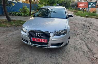 Хэтчбек Audi A3 2006 в 