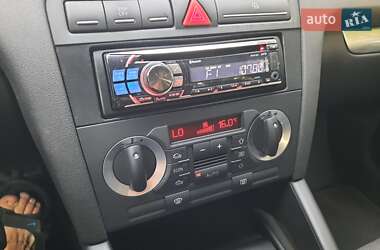 Хэтчбек Audi A3 2006 в 