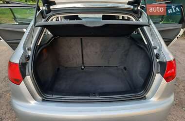 Хэтчбек Audi A3 2006 в 