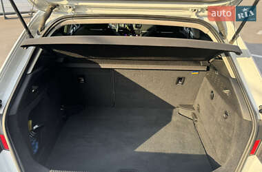 Хэтчбек Audi A3 2013 в 