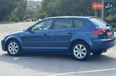 Хэтчбек Audi A3 2008 в 