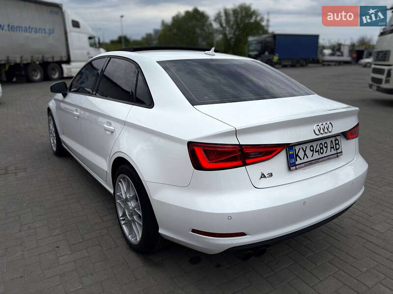 Седан Audi A3 2015 в Харькове