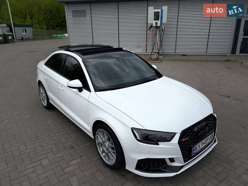 Седан Audi A3 2015 в Харькове