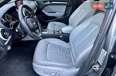 Седан Audi A3 2018 в 