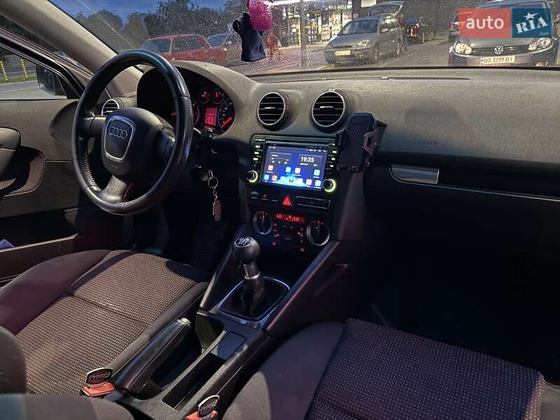 Хэтчбек Audi A3 2005 в Черновцах