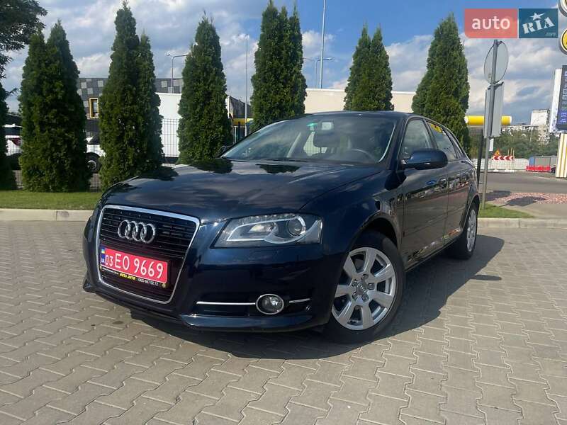 Хэтчбек Audi A3 2010 в Киеве