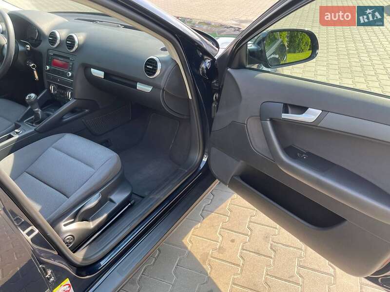 Хэтчбек Audi A3 2010 в Киеве