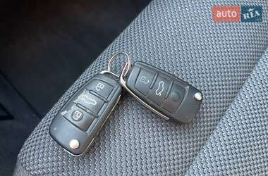 Хэтчбек Audi A3 2010 в 