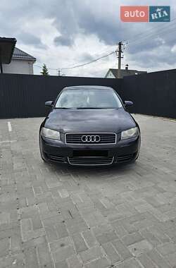 Хэтчбек Audi A3 2004 в 