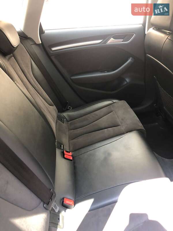 Хетчбек Audi A3 2016 в Львові