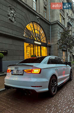 Седан Audi A3 2015 в 