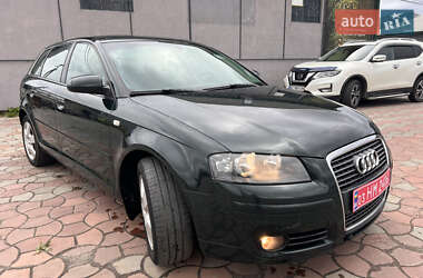 Хэтчбек Audi A3 2005 в 