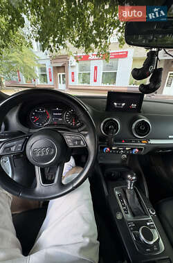 Седан Audi A3 2017 в 