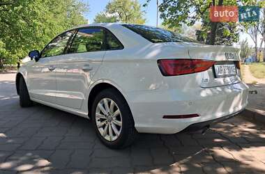 Седан Audi A3 2015 в 