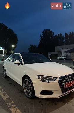 Седан Audi A3 2017 в Запорожье