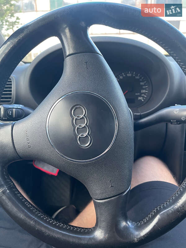 Хэтчбек Audi A3 2001 в Киеве