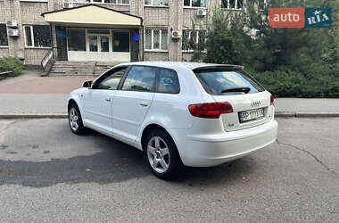 Хэтчбек Audi A3 2008 в 