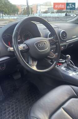 Седан Audi A3 2016 в 