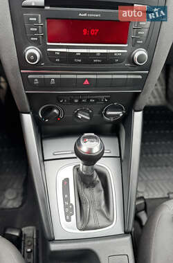 Хэтчбек Audi A3 2013 в 