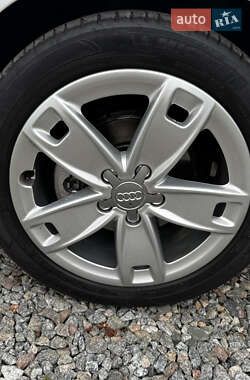Хэтчбек Audi A3 2013 в 
