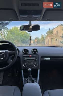 Хэтчбек Audi A3 2007 в 