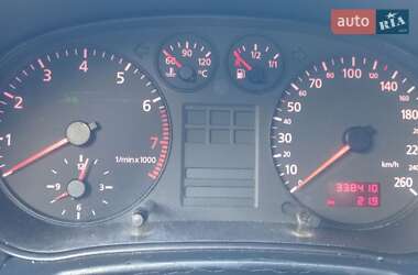 Хэтчбек Audi A3 1998 в 