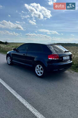 Хэтчбек Audi A3 2006 в 
