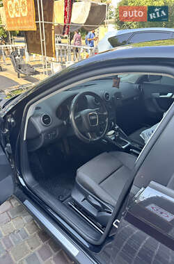 Хэтчбек Audi A3 2007 в 