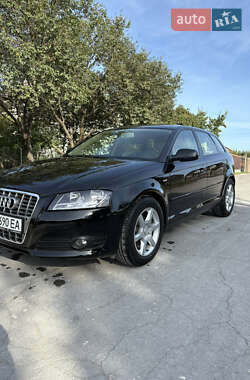 Хэтчбек Audi A3 2012 в 