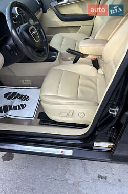 Хэтчбек Audi A3 2012 в 