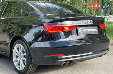 Седан Audi A3 2015 в 