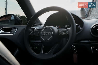 Седан Audi A3 2016 в 
