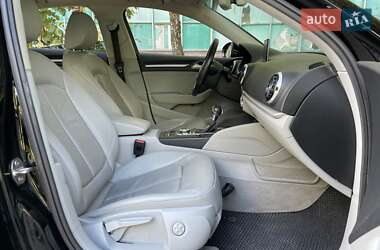 Седан Audi A3 2015 в 