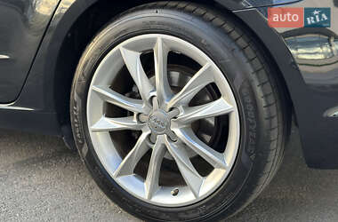 Хэтчбек Audi A3 2015 в 