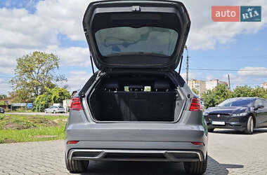 Хэтчбек Audi A3 2017 в 