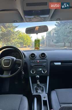 Хэтчбек Audi A3 2007 в 
